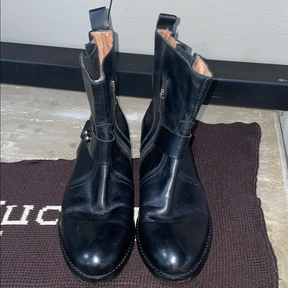 Lucchese Spirit Black Leather Ankle Boots - Picture 2 of 10